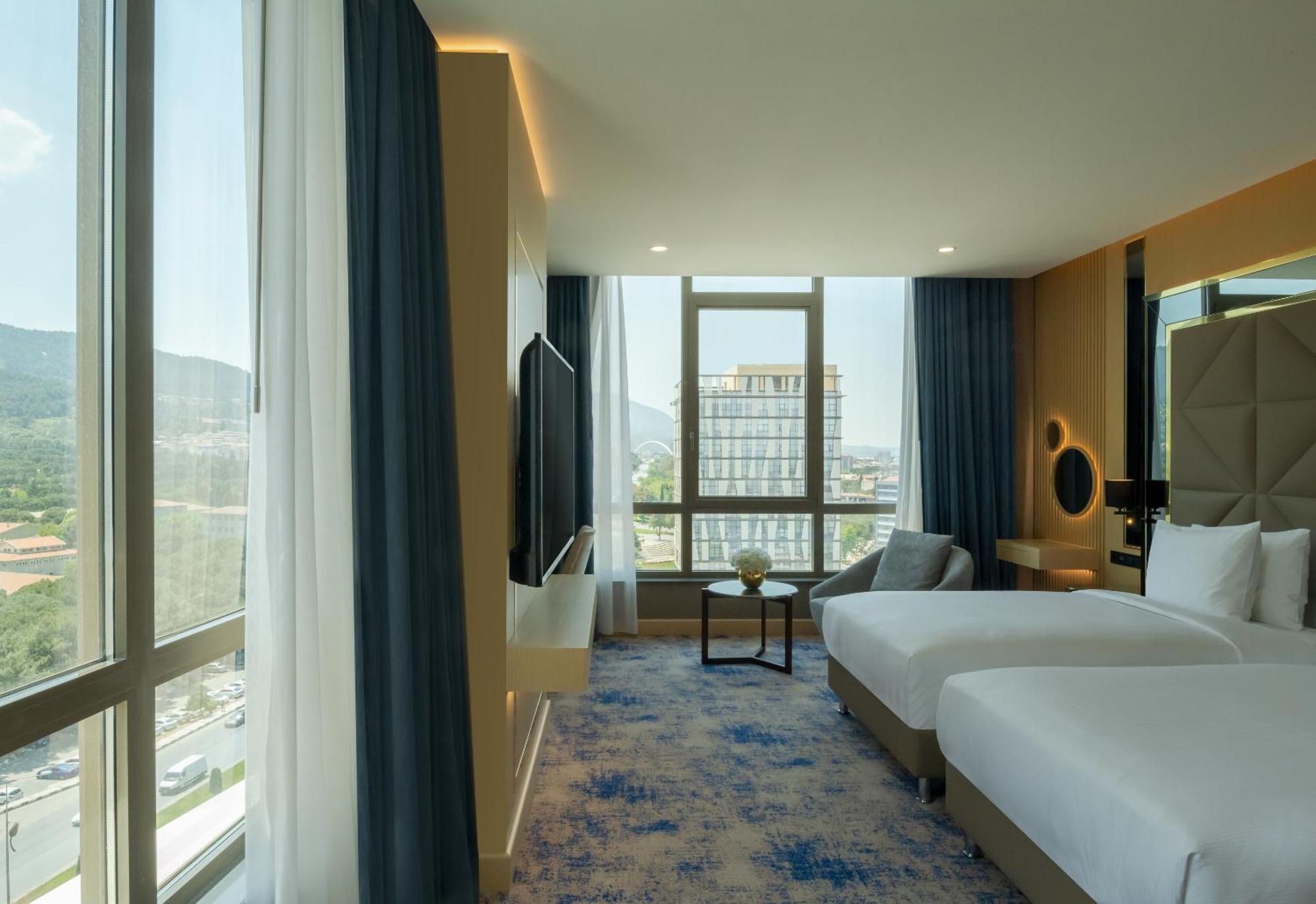 Doubletree By Hilton Manisa Exterior foto