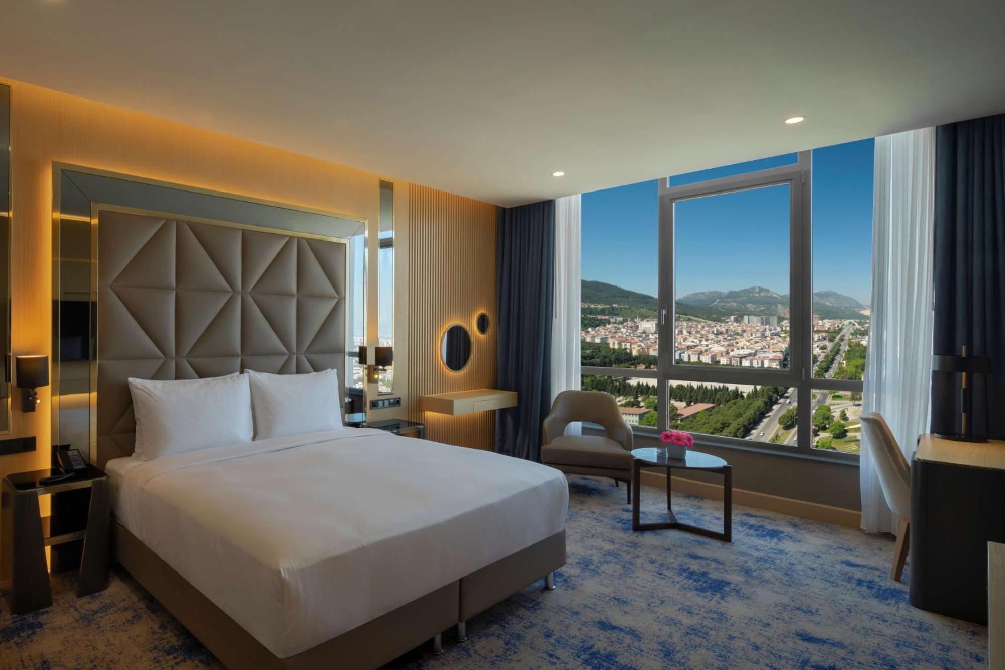 Doubletree By Hilton Manisa Exterior foto