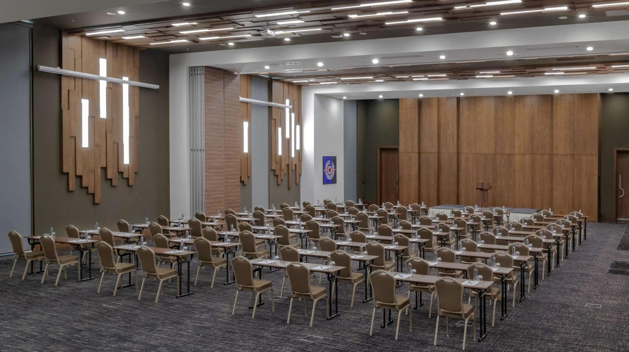 Doubletree By Hilton Manisa Exterior foto