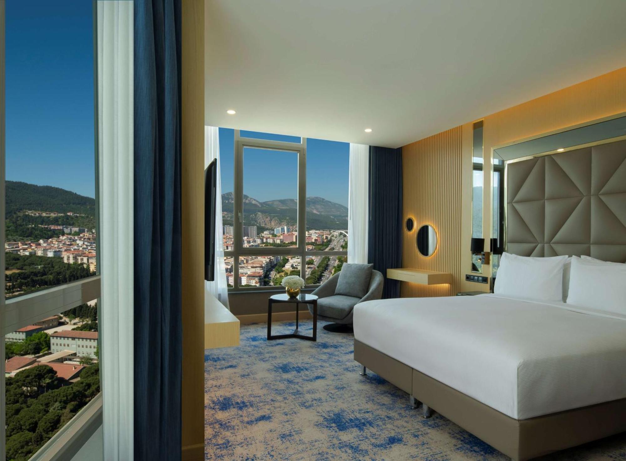 Doubletree By Hilton Manisa Exterior foto