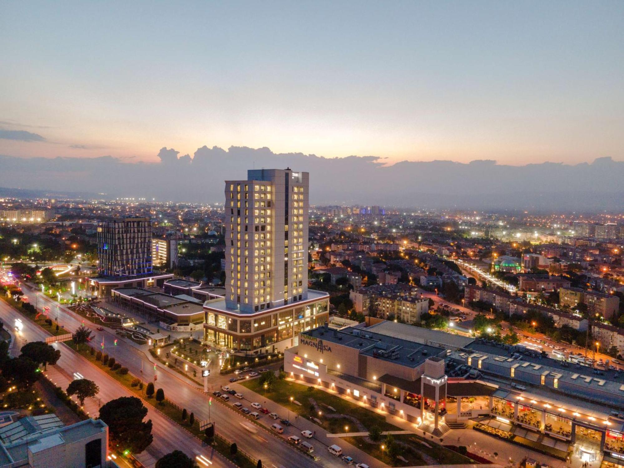 Doubletree By Hilton Manisa Exterior foto