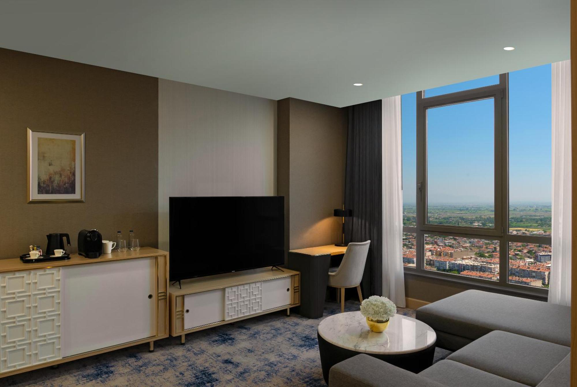 Doubletree By Hilton Manisa Exterior foto